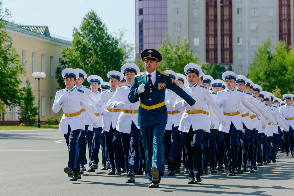 Кадетское училище здание