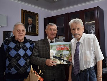 Надыр Ибрагимов отметил вклад Владимира Канюкова в ветеранское движение