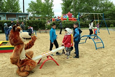 Депутаты – детям