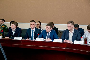 Молодежный парламент приступил к работе