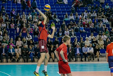 В Оренбурге стартовал XV областной турнир по волейболу памяти В.Н.Григорьева