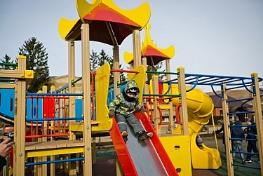 В Асекеево открылась обновленная центральная площадь