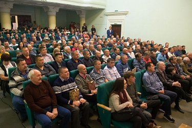 Депутаты чествовали работников «Орскавтотранса» 