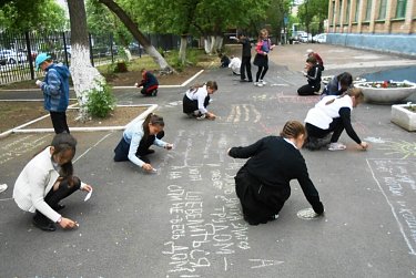 Сергей Романенко: «Стихи на асфальте – призыв открыть книгу»
