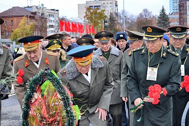  Геннадий Аверьянов: «Влияние Парада на умы и настроения людей огромно»