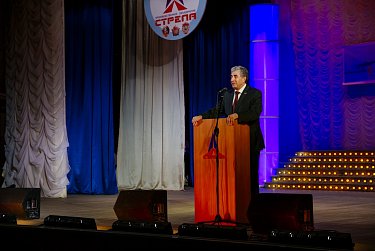 Сергей Грачев поздравил коллектив ПО «Стрела»