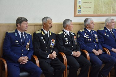 Ветераны-летчики остаются в строю