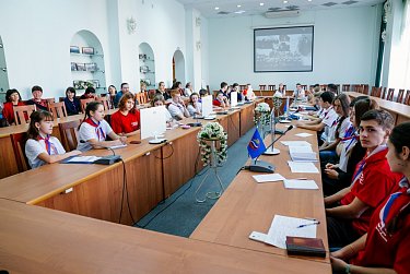 Визит в детскую правовую палату