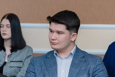 Молодежный парламент нового созыва приступил к работе