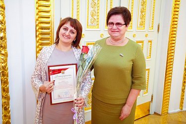 Органы ЗАГСа Оренбуржья отметили 100-летнюю годовщину