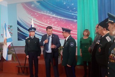 Ермек Алкулов приветствовал кадетов на принятии присяги 