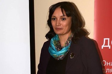 Оксана Набатчикова: «Для депутатов важно видеть практическое применение законов»