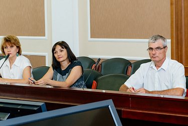 Профильные комитеты: подготовка к парламентской сессии