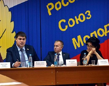Дамир Фахрутдинов: «От ценностей молодежи зависит развитие всего общества»