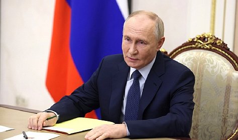 Президент РФ Владимир Путин поздравляет оренбуржцев с Днем народного единства