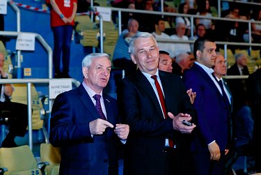 В Оренбурге стартовало первенство России по боксу среди юниоров