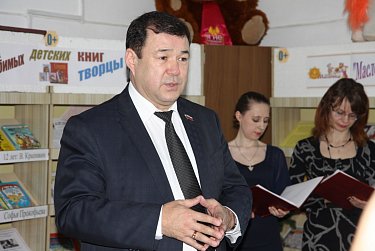 Оренбуржье присоединилось в общероссийской акции «Дарите книги с любовью!» 