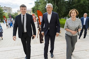 До новых кинолент!