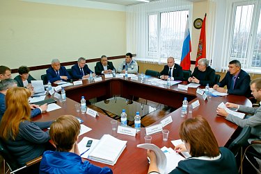 Аркадий Швецов: «Работа по созданию зеленого «щита» будет продолжена»