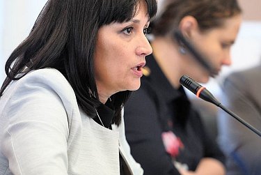 Предлагаются меры по поддержке семьи, материнства и детства