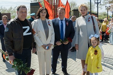 Россия никогда не забудет воинов-победителей!