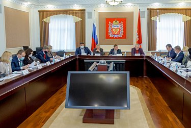 На одно полномочие меньше