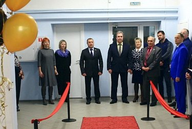 В Орске после реконструкции открыли зал тяжелой атлетики