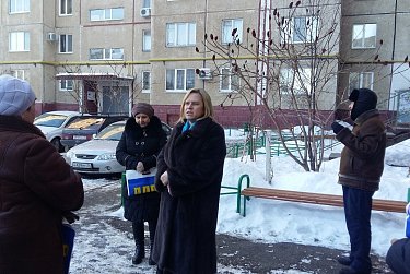 Депутаты Оксана Набатчикова и Татьяна Казармщикова  встретились с жителями Оренбурга