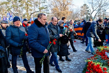 В Оренбурге почтили память героев Сталинграда