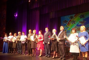 Ермек Алкулов отметил работников дополнительного образования