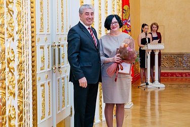 Сергей Грачев поздравил лучших педагогов Оренбуржья