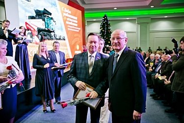 Депутаты ЗС – среди лучших аграриев региона