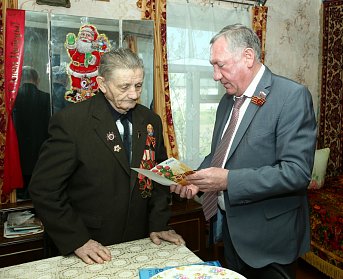 В гостях у героя