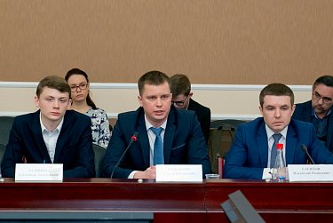 Молодежный парламент приступил к работе