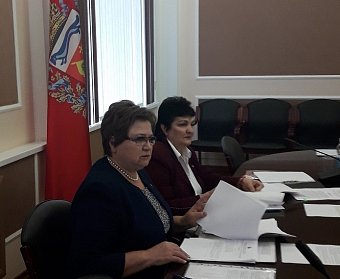 Комитет рассмотрел законы социального развития