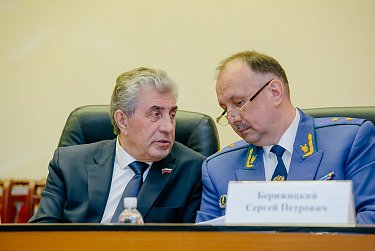 Оренбуржцы положительно оценивают работу полицейских