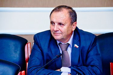 Профильные комитеты: подготовка к очередному заседанию