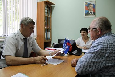 На приеме у депутата Владимира Шевченко