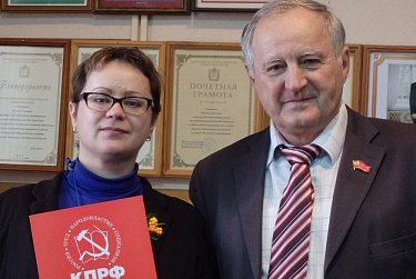  Депутаты встретились с сотрудниками областной универсальной научной библиотеки 