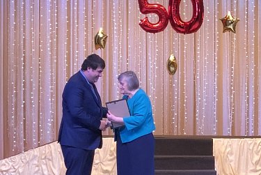 Дамир Фахрутдинов поздравил школу Оренбурга с юбилеем