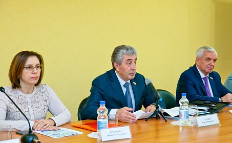 Публичные слушания по проекту областного бюджета