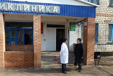 Ольга Хромушина решает проблемы жителей Тоцкого района