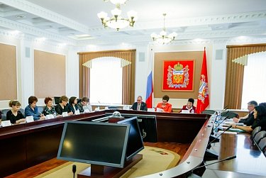 На заседании комитета по социальной и демографической политике