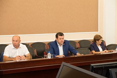 Совет ЗС утвердил повестку очередной парламентской сессии