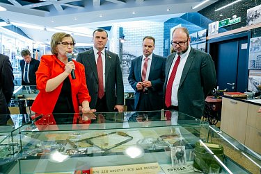 Олег Димов поздравил энергетиков