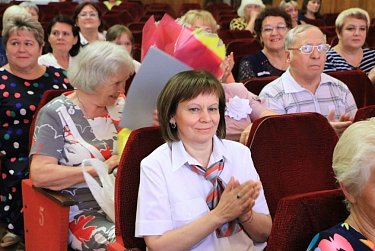 Ермек Алкулов отметил заслуги ветеранов-железнодорожников 