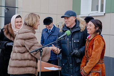 Новые автомобили скорой помощи отправились в территории области