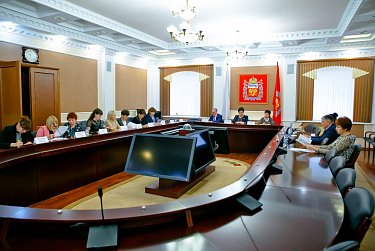 Проанализированы расходы на социальную политику в региональном бюджете