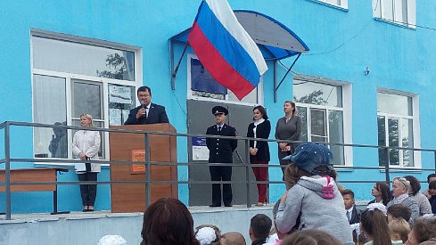Школа 80 лет ждала ремонт 
