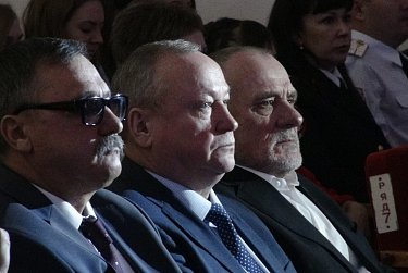 Служба дни и ночи